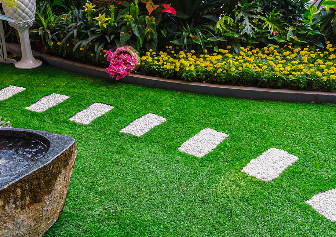 Garden with artificial turf installed